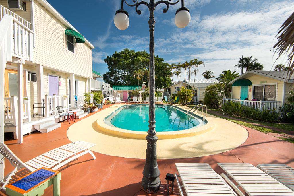 Silver Sands Villas Fort Myers Beach Exterior foto